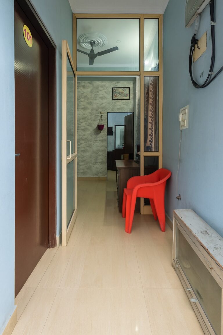 Dev Hotel Mansarovar room photo 18 - budget hotel room in Mansarovar Jaipur near Mansarovar Metro